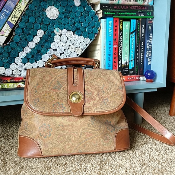 Vintage Handbags - Vintage saddle river bag